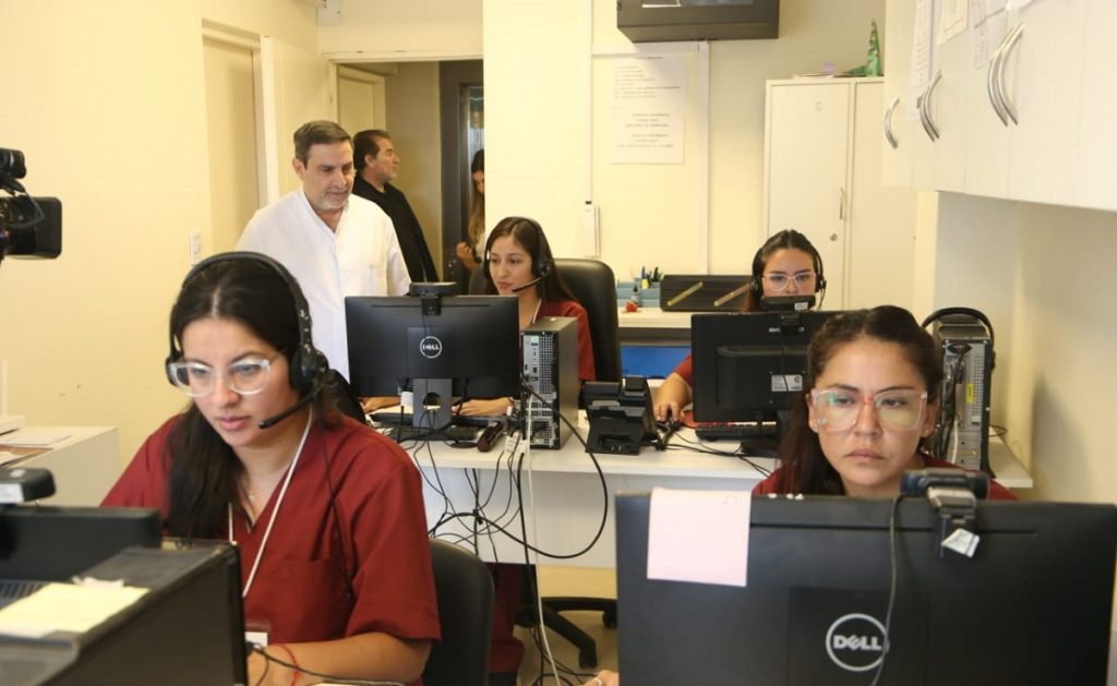 Día de la obstetricia y la embarazada